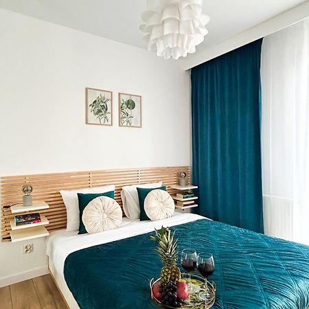 Lumina Stylish 3-Room Apart With Balcony วูดช์ ภายนอก รูปภาพ