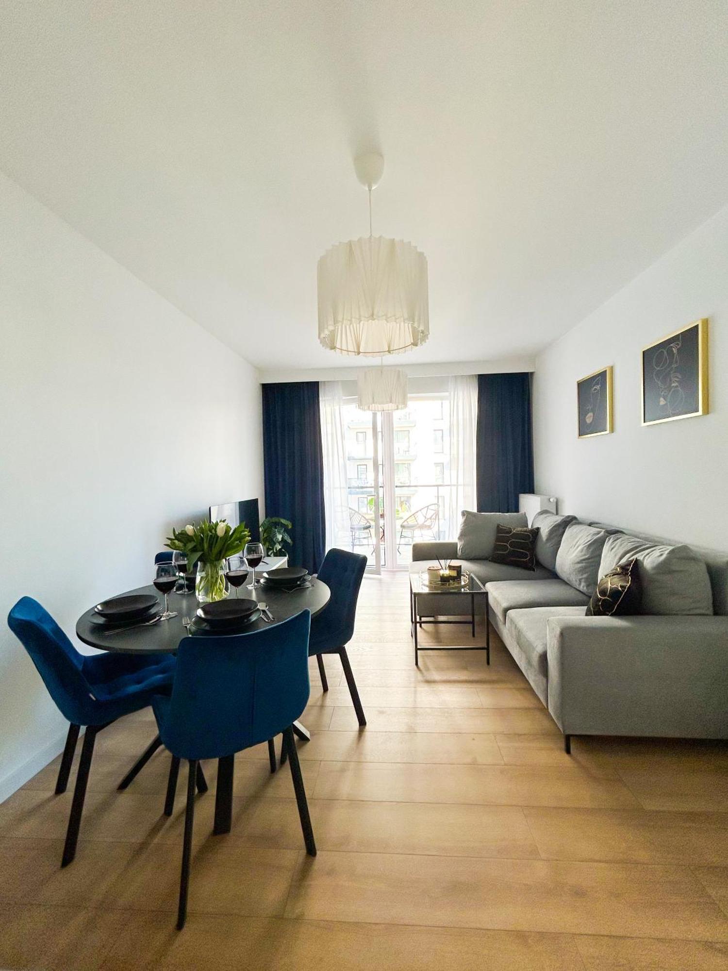 Lumina Stylish 3-Room Apart With Balcony วูดช์ ภายนอก รูปภาพ