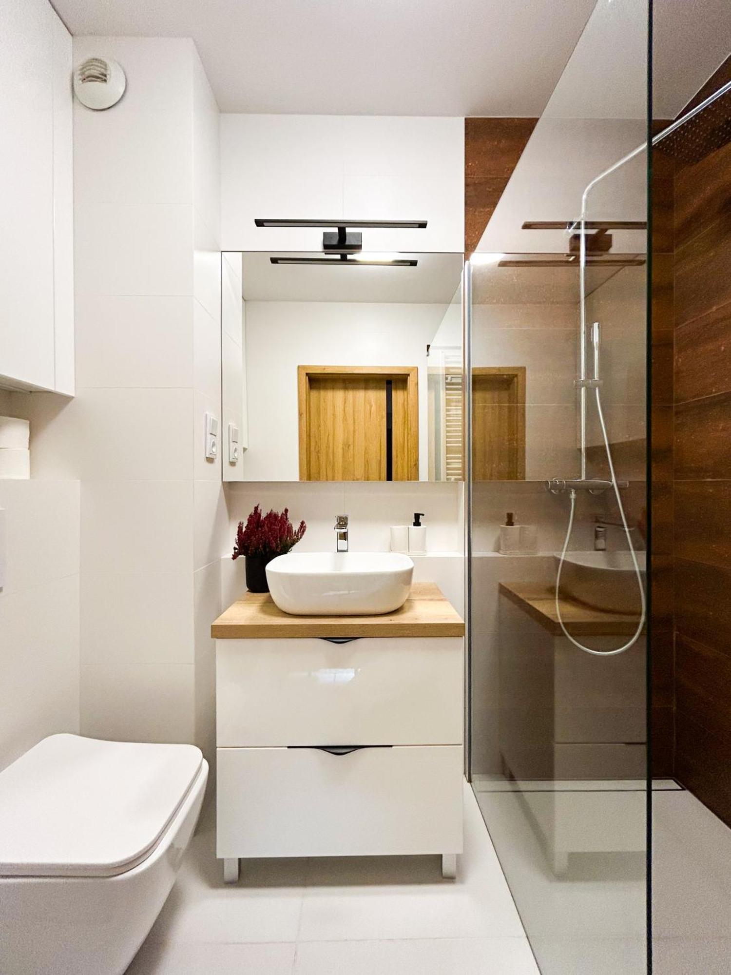Lumina Stylish 3-Room Apart With Balcony วูดช์ ภายนอก รูปภาพ