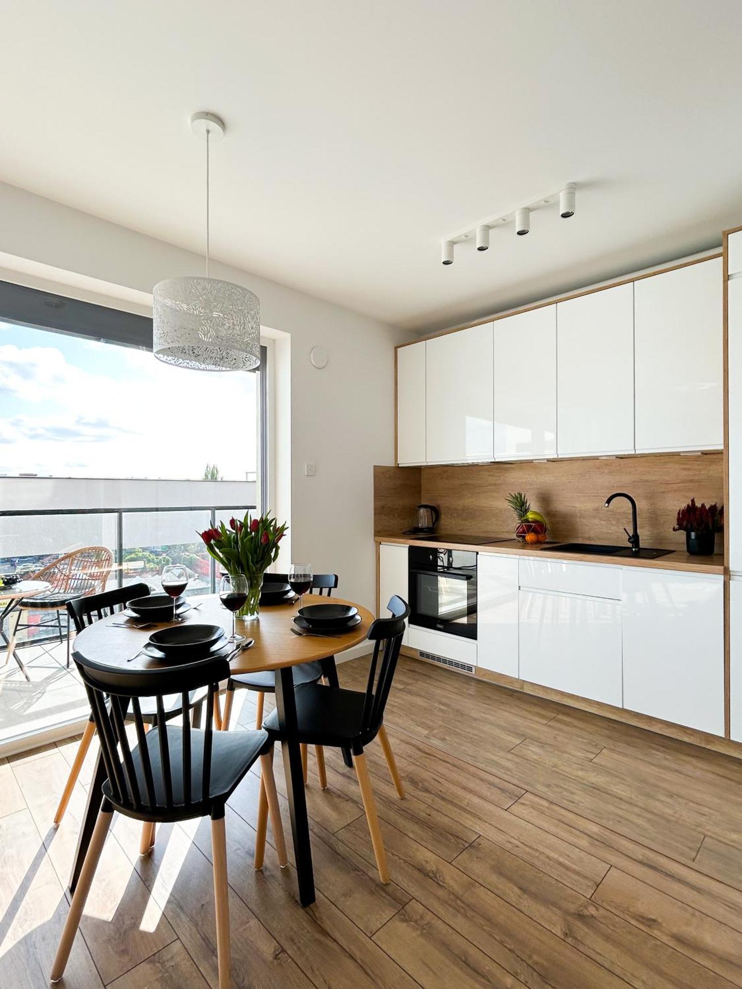 Lumina Stylish 3-Room Apart With Balcony วูดช์ ภายนอก รูปภาพ